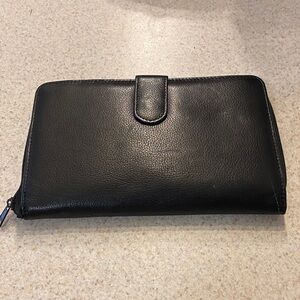 Wilson's Leather Womens Large Black Wallet with CCard Holders